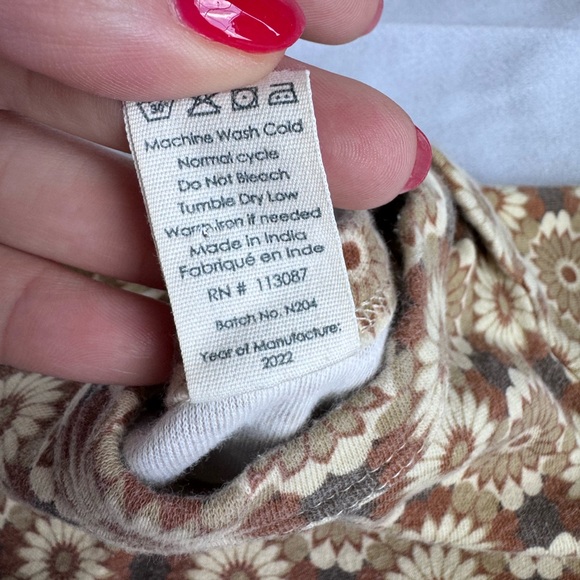 Kate Quinn Organics Set of 2‎ Newborn Bodysuits Snap Bamboo Cotton Black Floral - Picture 5 of 12